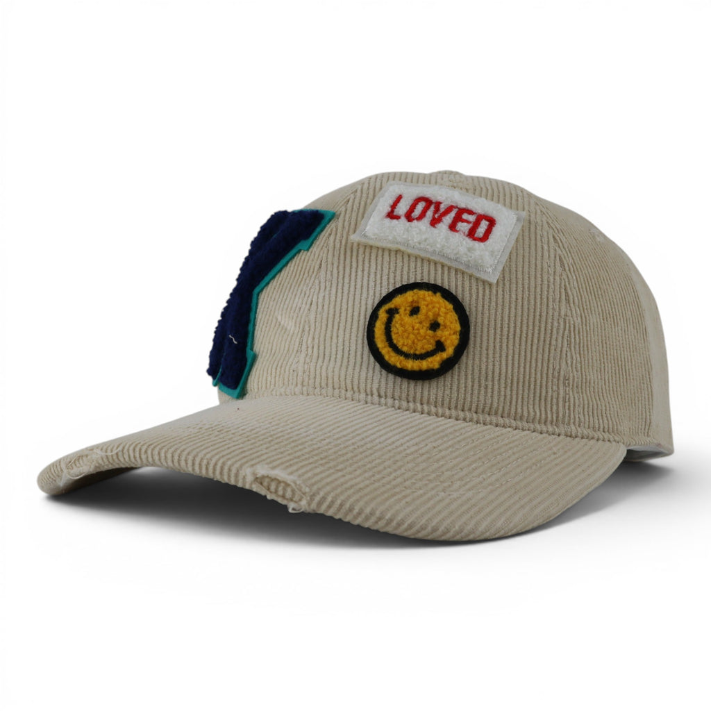 GORRA BEIGE X LOVED