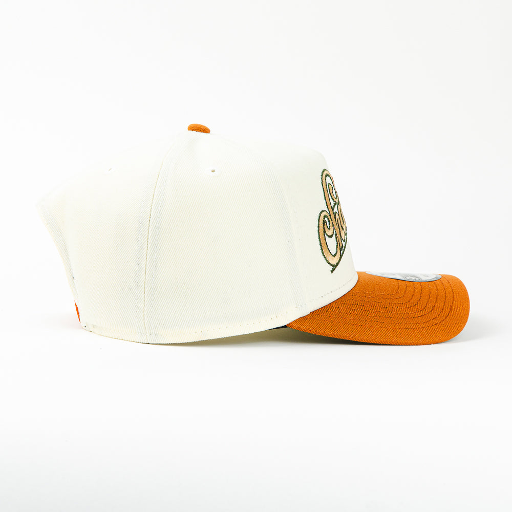 GORRA A FRAME NEW ERA DODGERS WORLD SERIES CHAMPION 2025 ORANGE/BEIGE