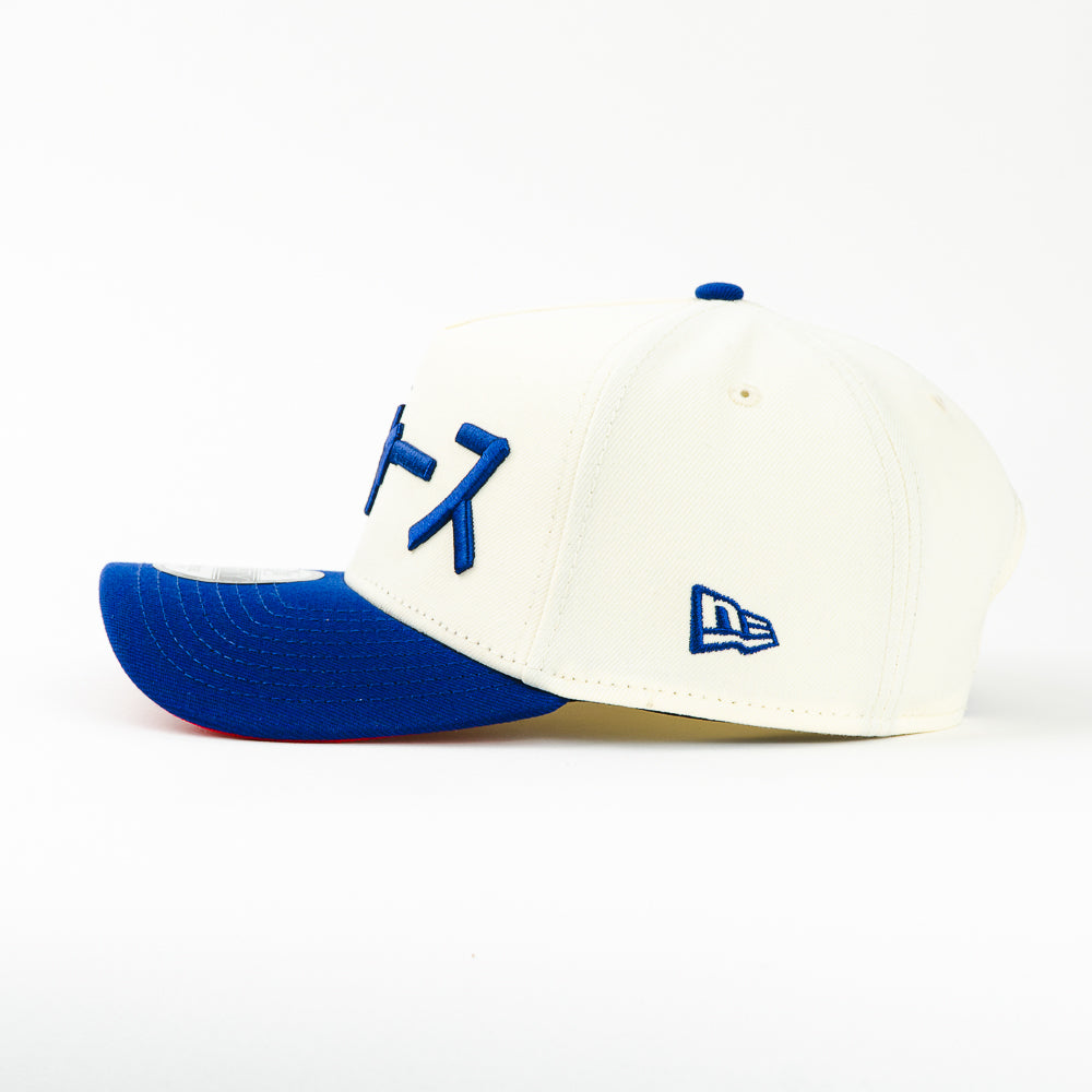 GORRA A FRAME NEW ERA YOSHUINOBI KANJI BEIGE BLUE