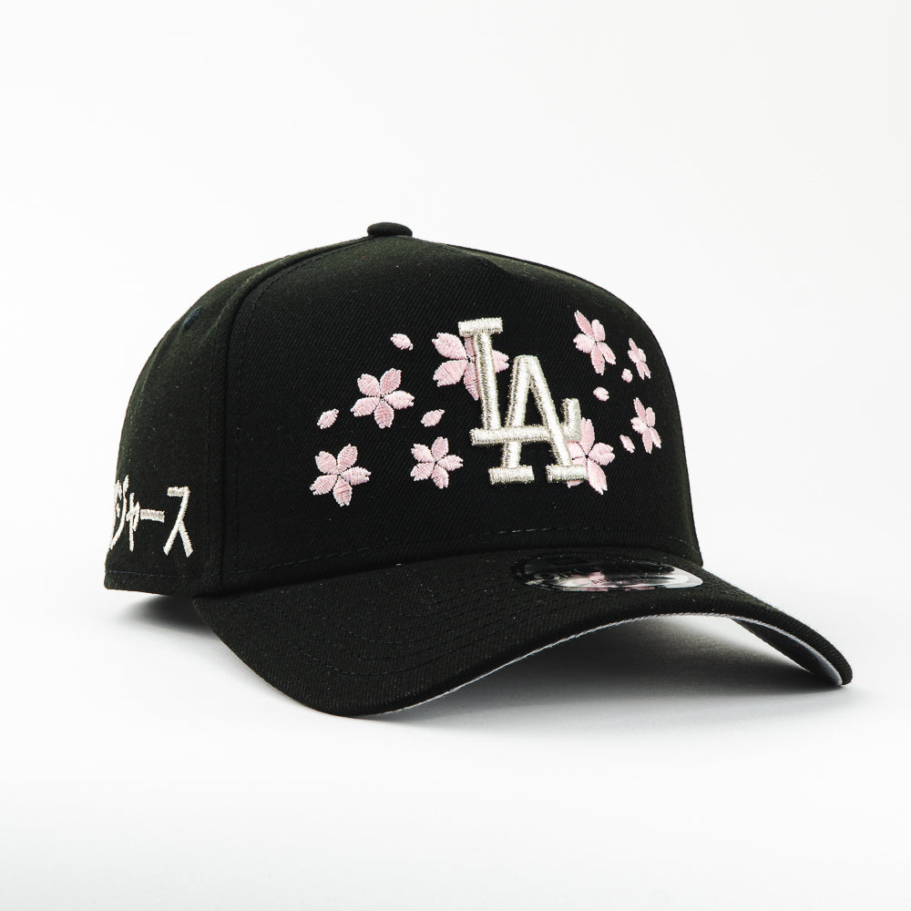GORRA A FRAME NEW ERA DODGERS SAKURA KANJI BLACK