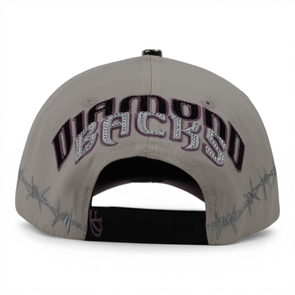 GORRA DIAMOND BEIGE/PINK