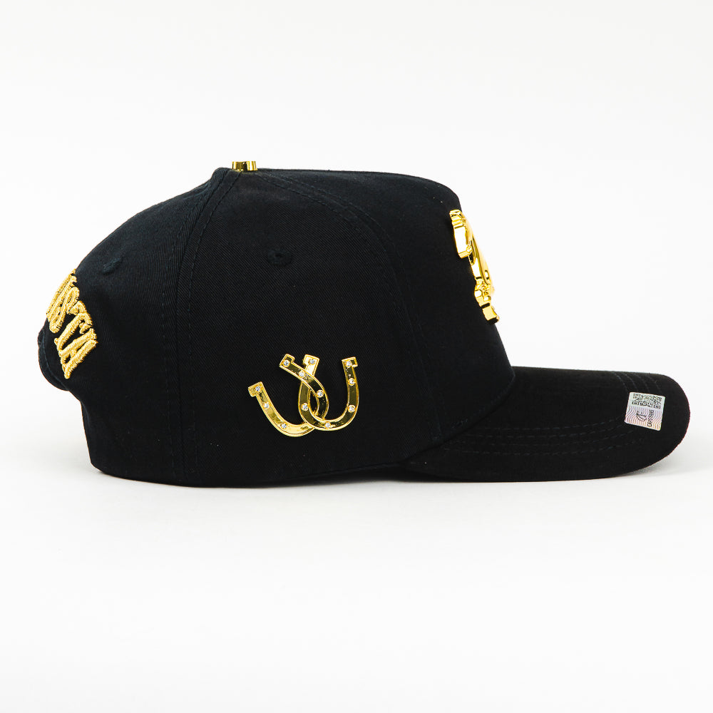 GORRA CAPS FANS HORSE GOLD BLACK VISOR SUEDE