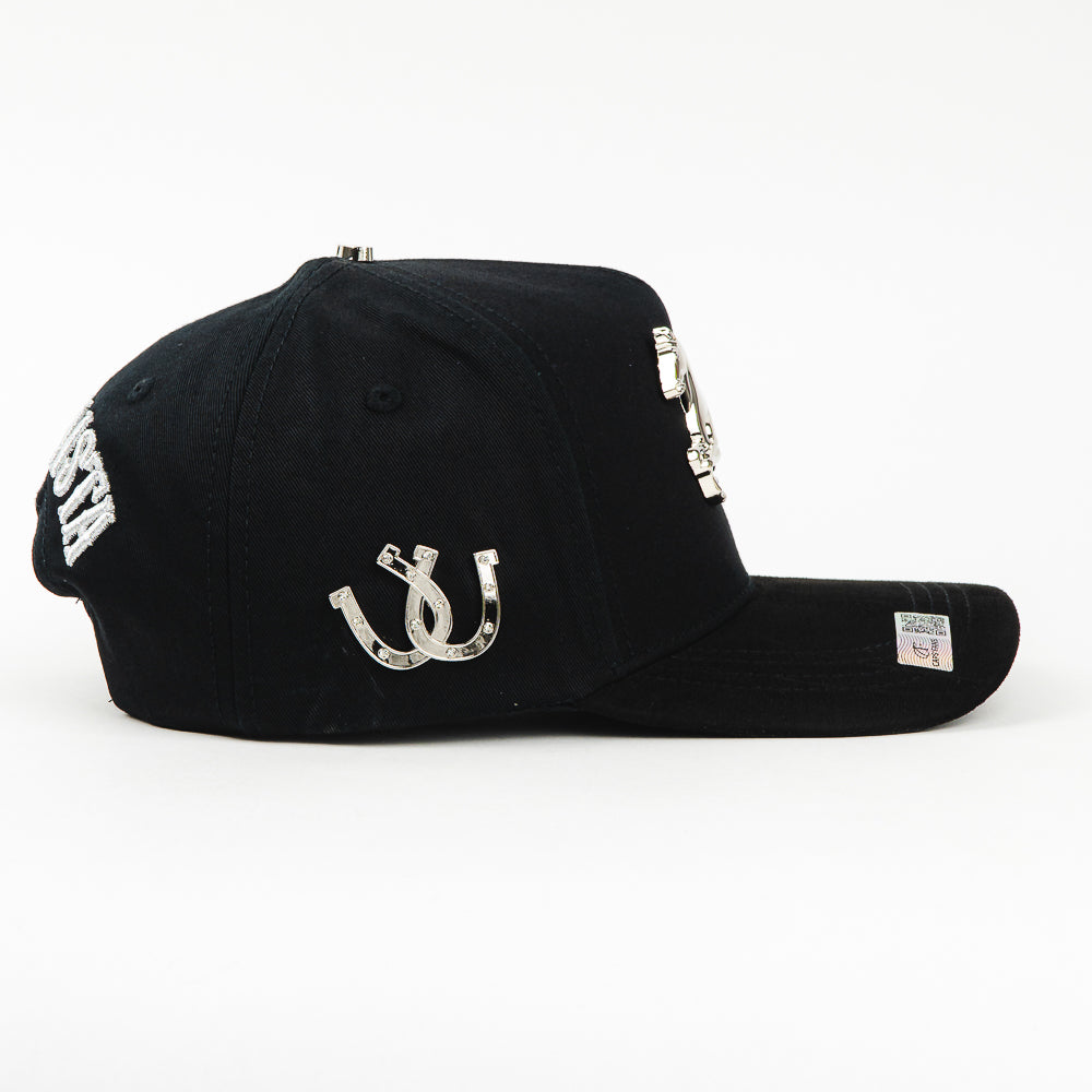 GORRA CAPS FANS HORSE SILVER BLACK VISOR SUEDE