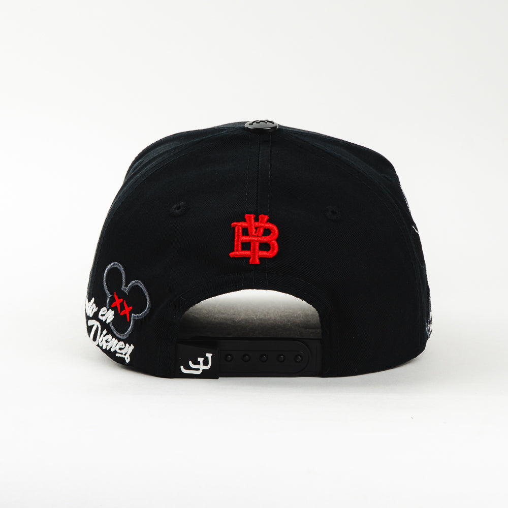 GORRA JJ HATS NO ANDO EN DISNEY BLACK