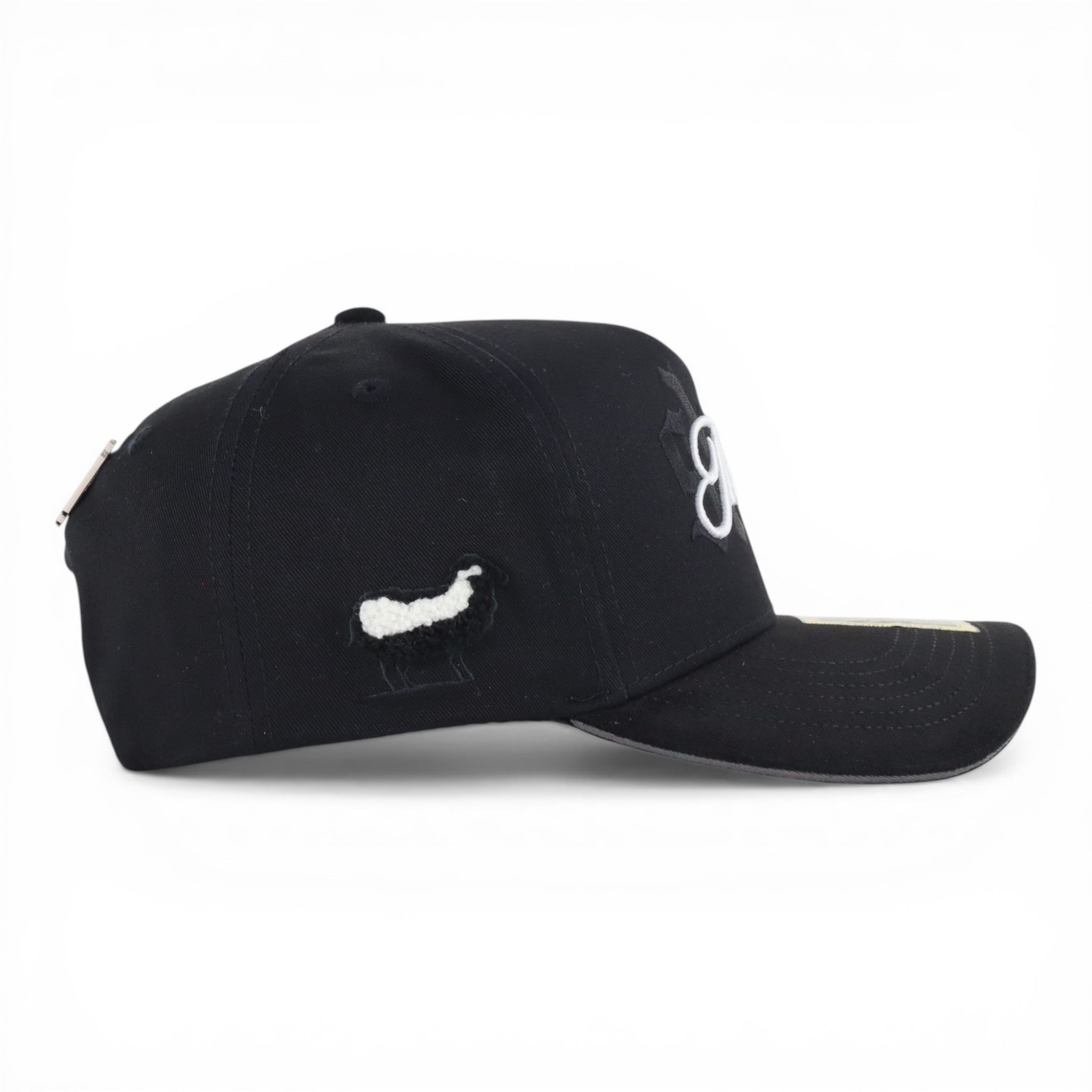 THE LOST SHEEP BLACK SUEDE