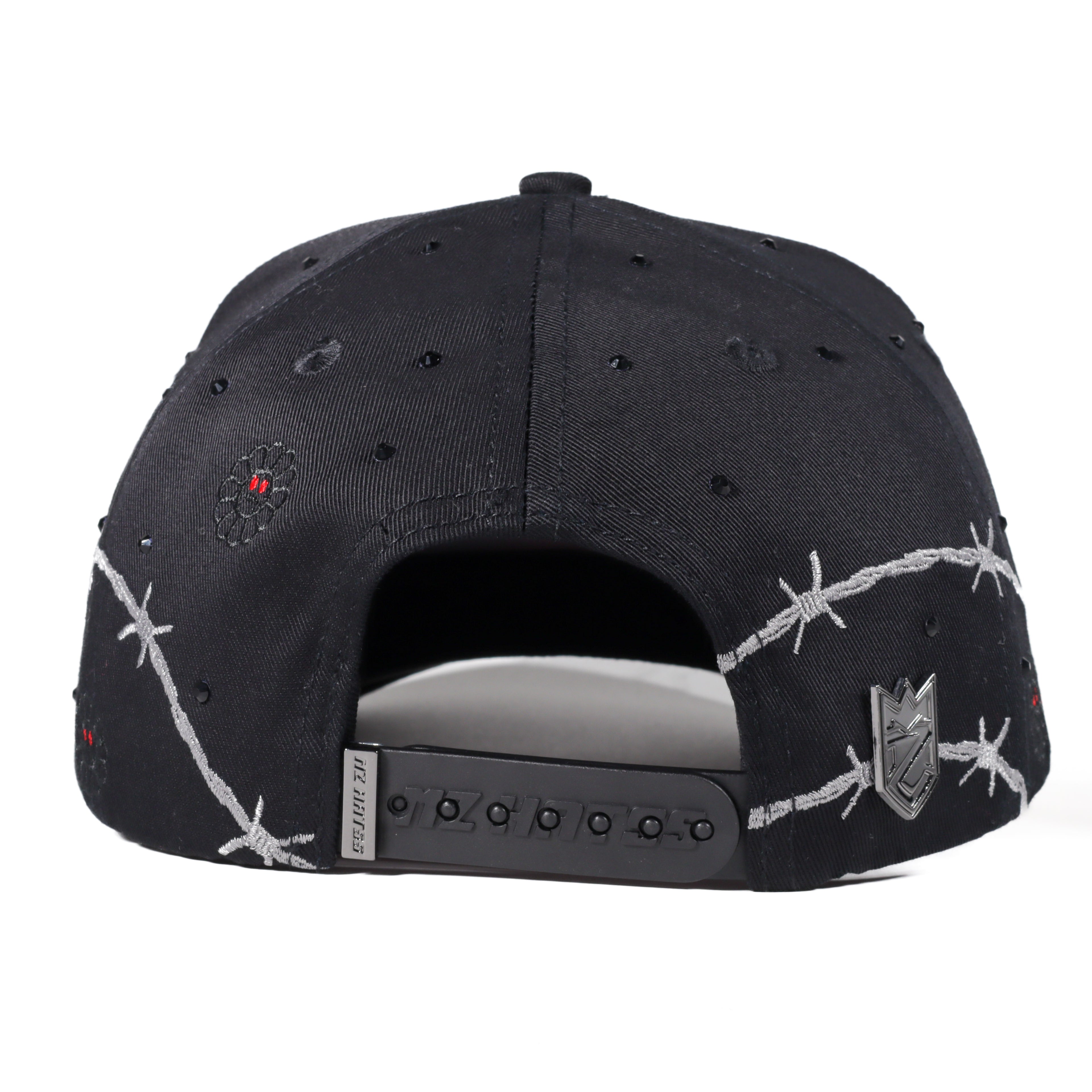 BARBED BLOOM MURAKAMI BLAK