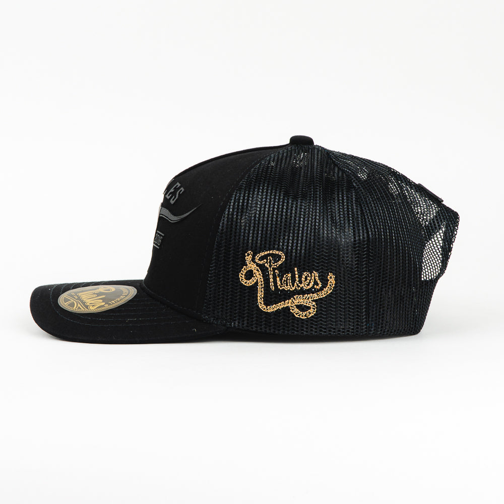 GORRA PIALES LONG HORN ALL BLACK